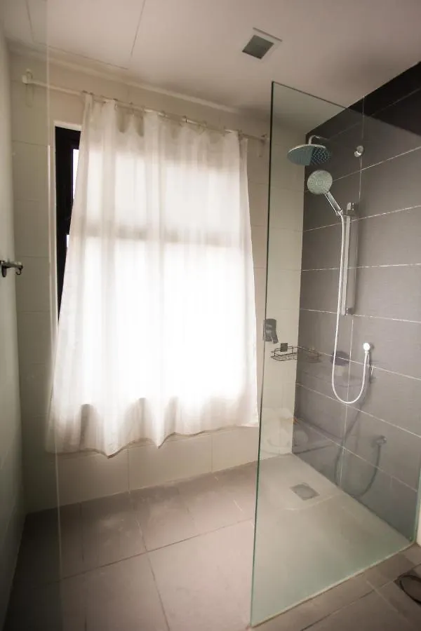 Suasana Suites By The One Джохор-Бару Апартаменты